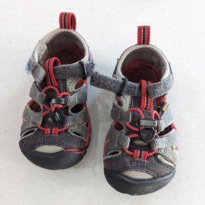 Keen Toddler Sandal Size 8 Closed Toe CNX